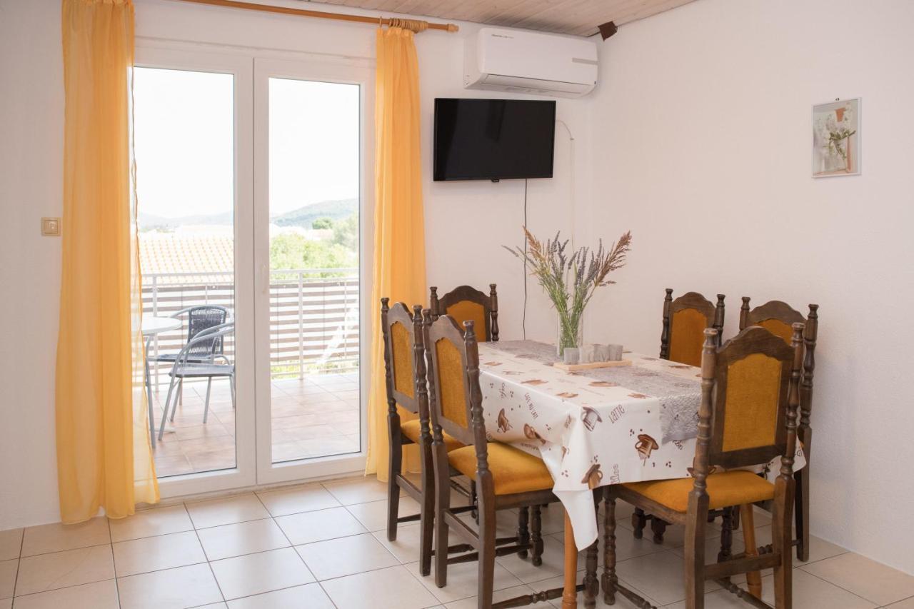 Apartment Dalmatien Raslina Extérieur photo